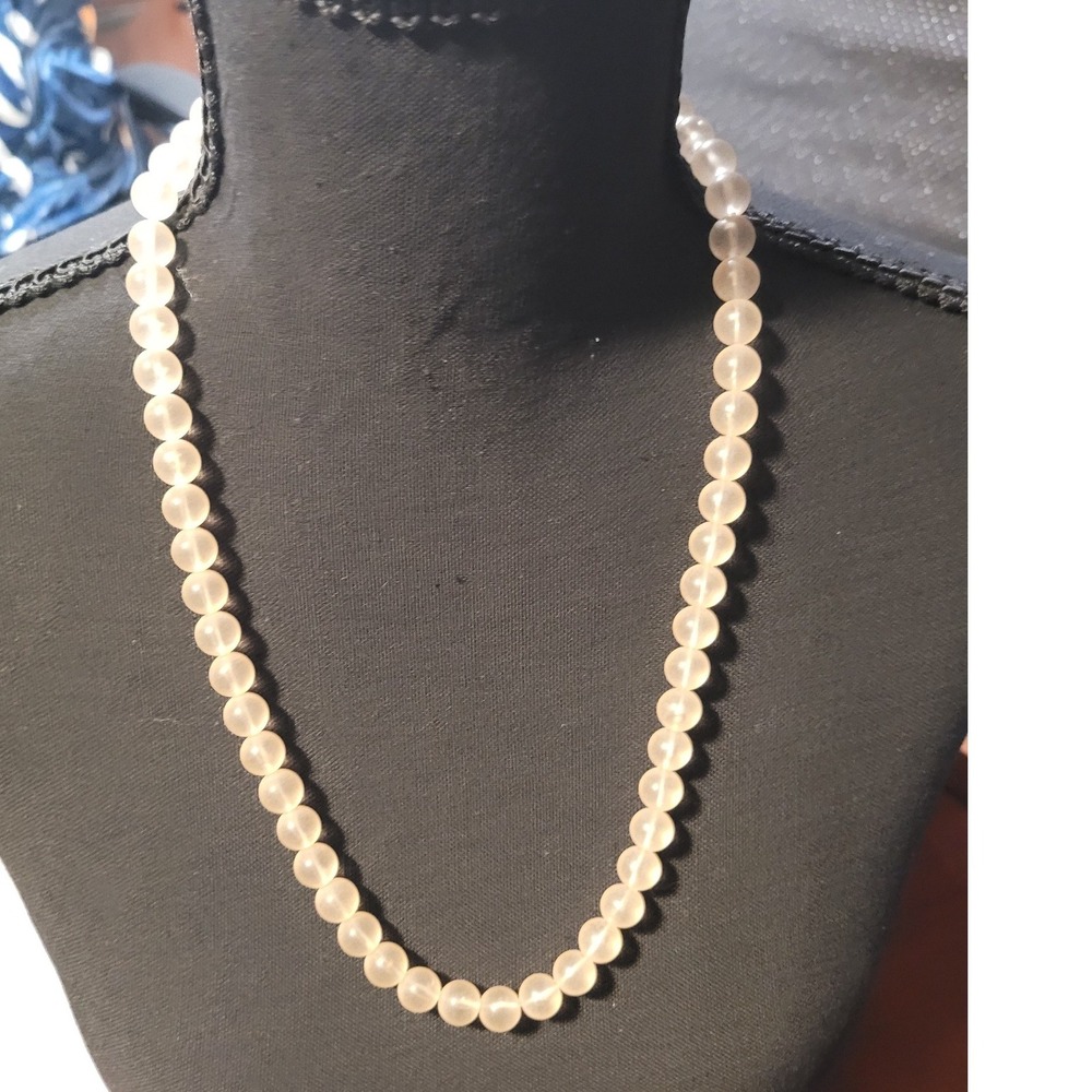 Elegant Translucent‎ Pink Beaded Necklace